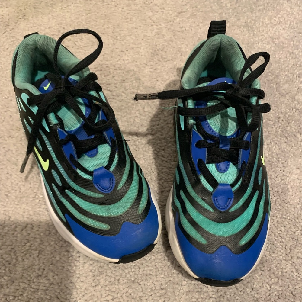 Boys Nike size 13c